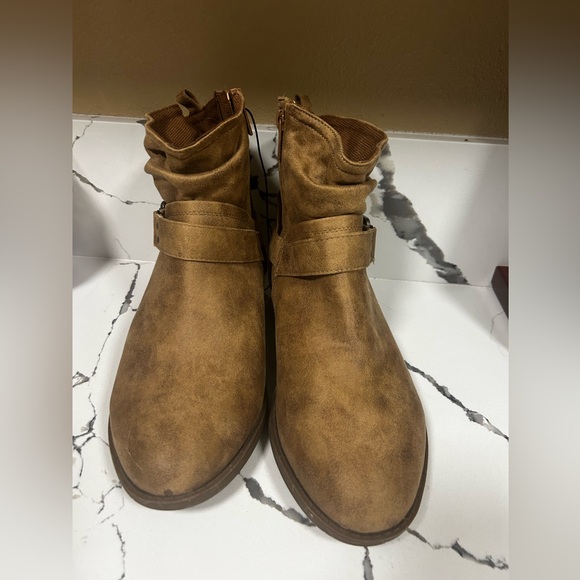 New Torrid boots size 9.5W - Picture 2 of 6